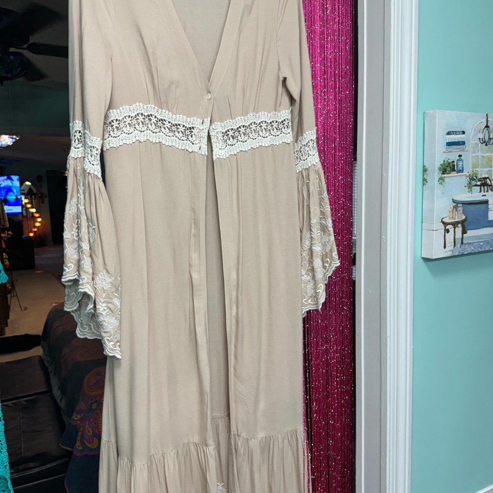 Lace and beige jacket